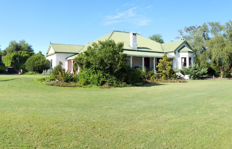 Leeuwenbosch and Shearers Country House