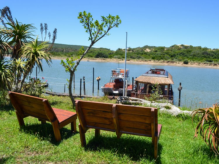 Maggie May House Boat