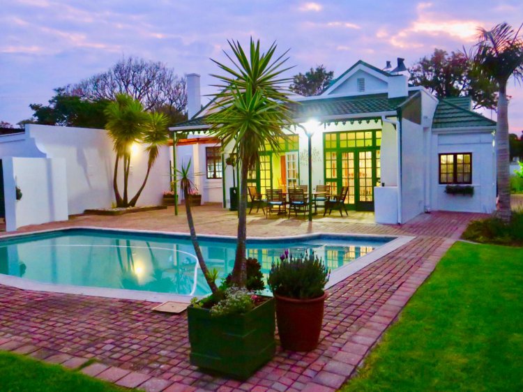 Whistlewood Guest House