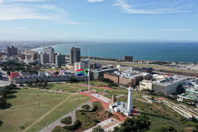 Donkin Reserve – Pyramid and Lighthouse