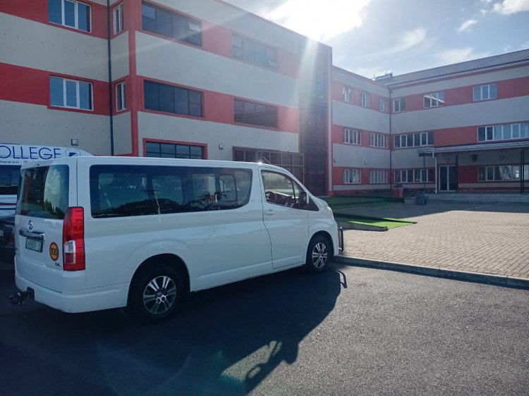 Ubuntu Sunshine Tours & Shuttle services